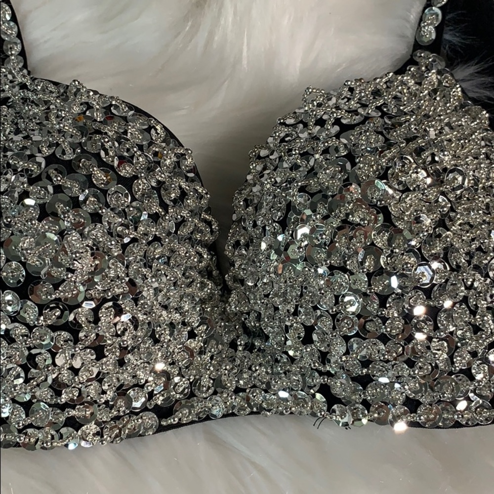 Gorgeous sequence bustier! - Picture 3 of 14